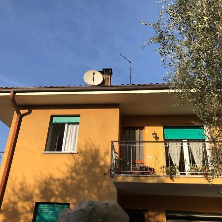 Appartamento Nonna Rosa มัลเชซิเน ภายนอก รูปภาพ